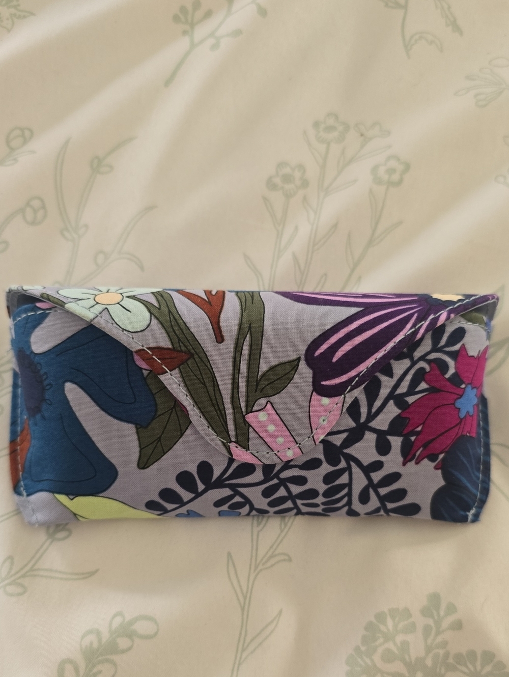 Vera Bradley Bengel Lily Cool Floral Eyeglass Hard Case New